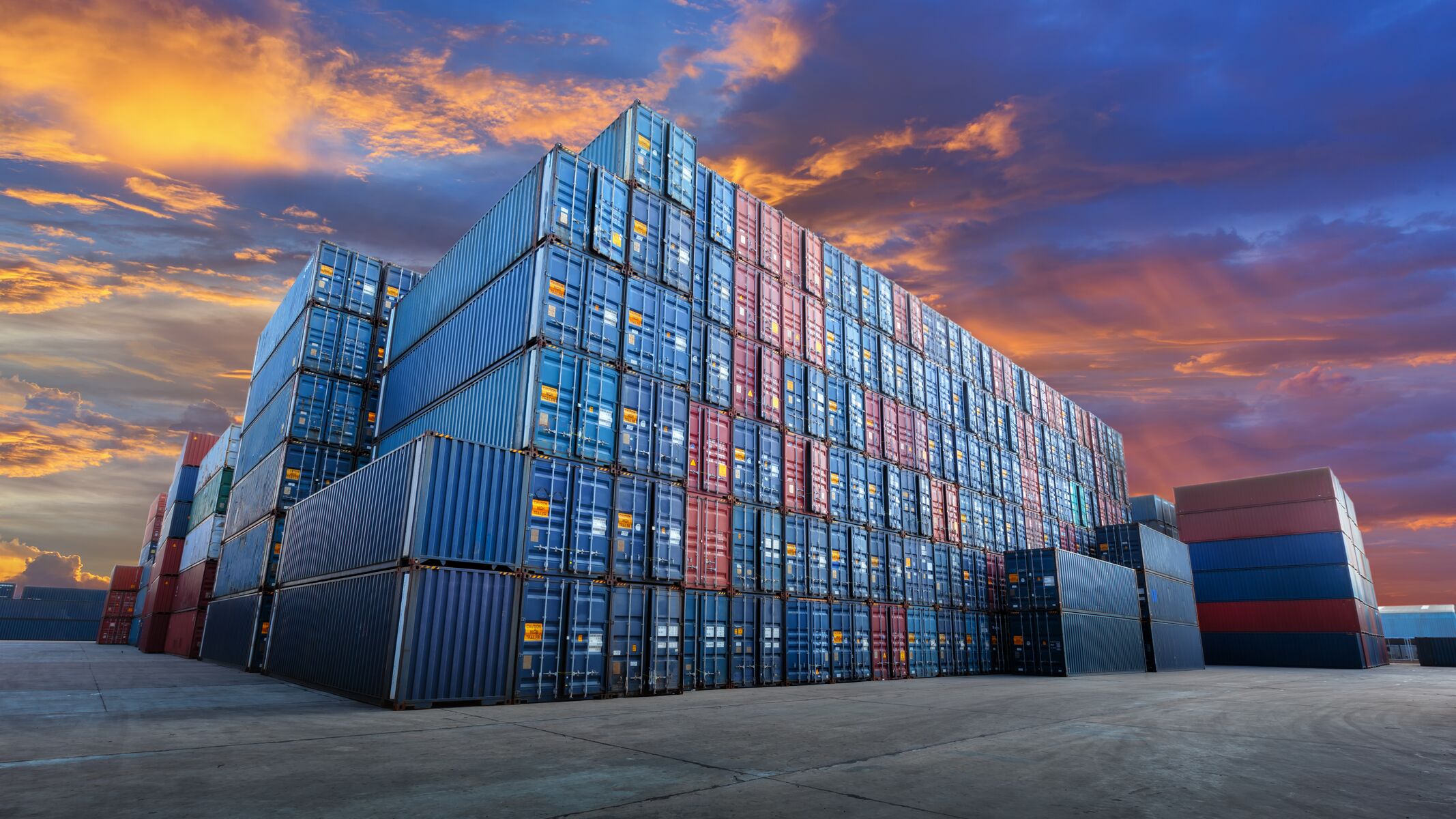 Der Auftragseingang im Maschinenbau ist im Oktober um real 4 Prozent zum Vorjahr gestiegen. 